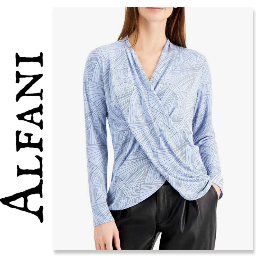 NWT Alfani Womens Geormetric Surplice Pullover Top